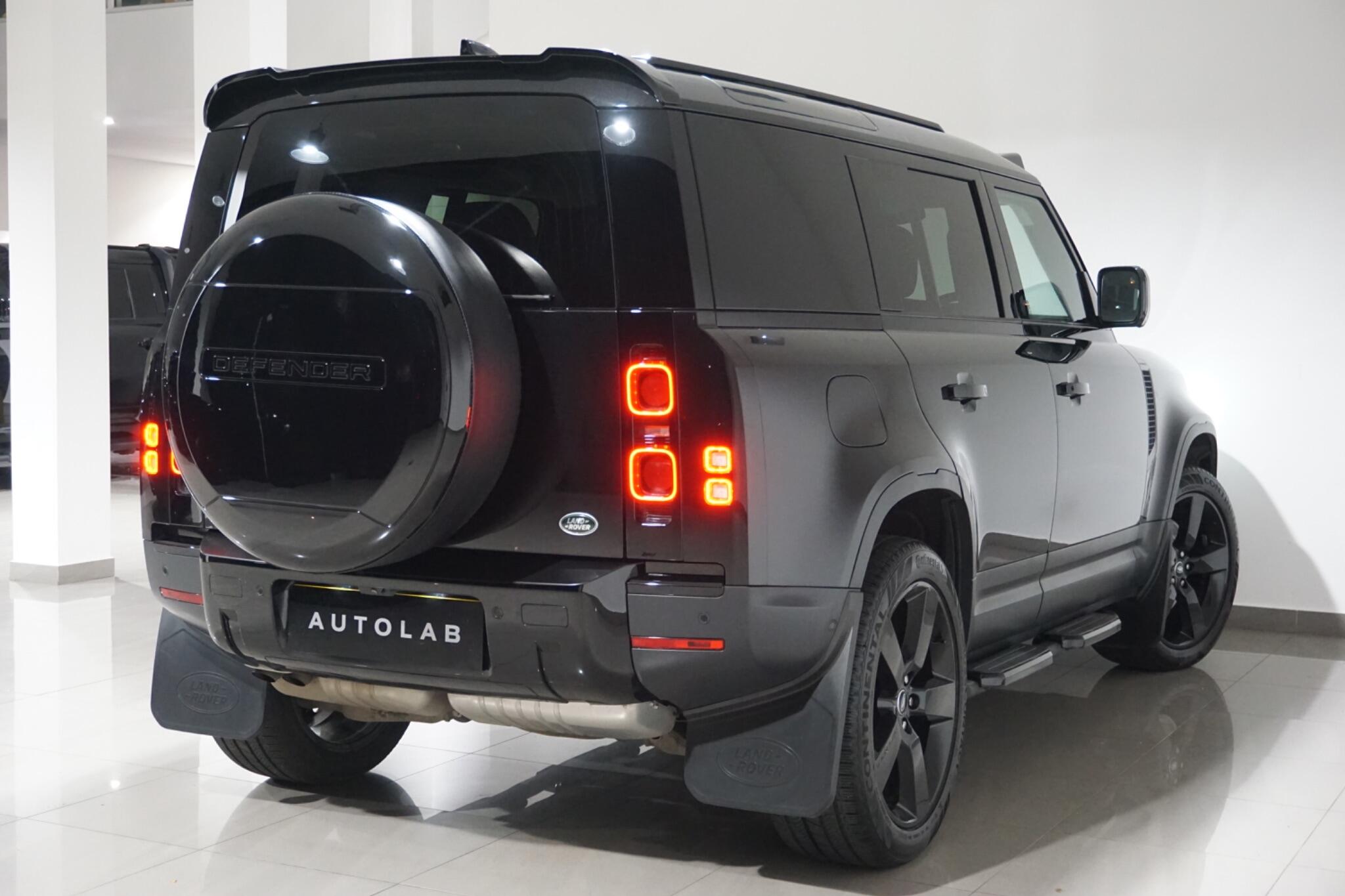 Land Rover Defender 110 3.0 D250 MHEV HSE Hard Top SUV 5dr Diesel Auto 4WD MWB Euro 6 (s/s) (250 ps)